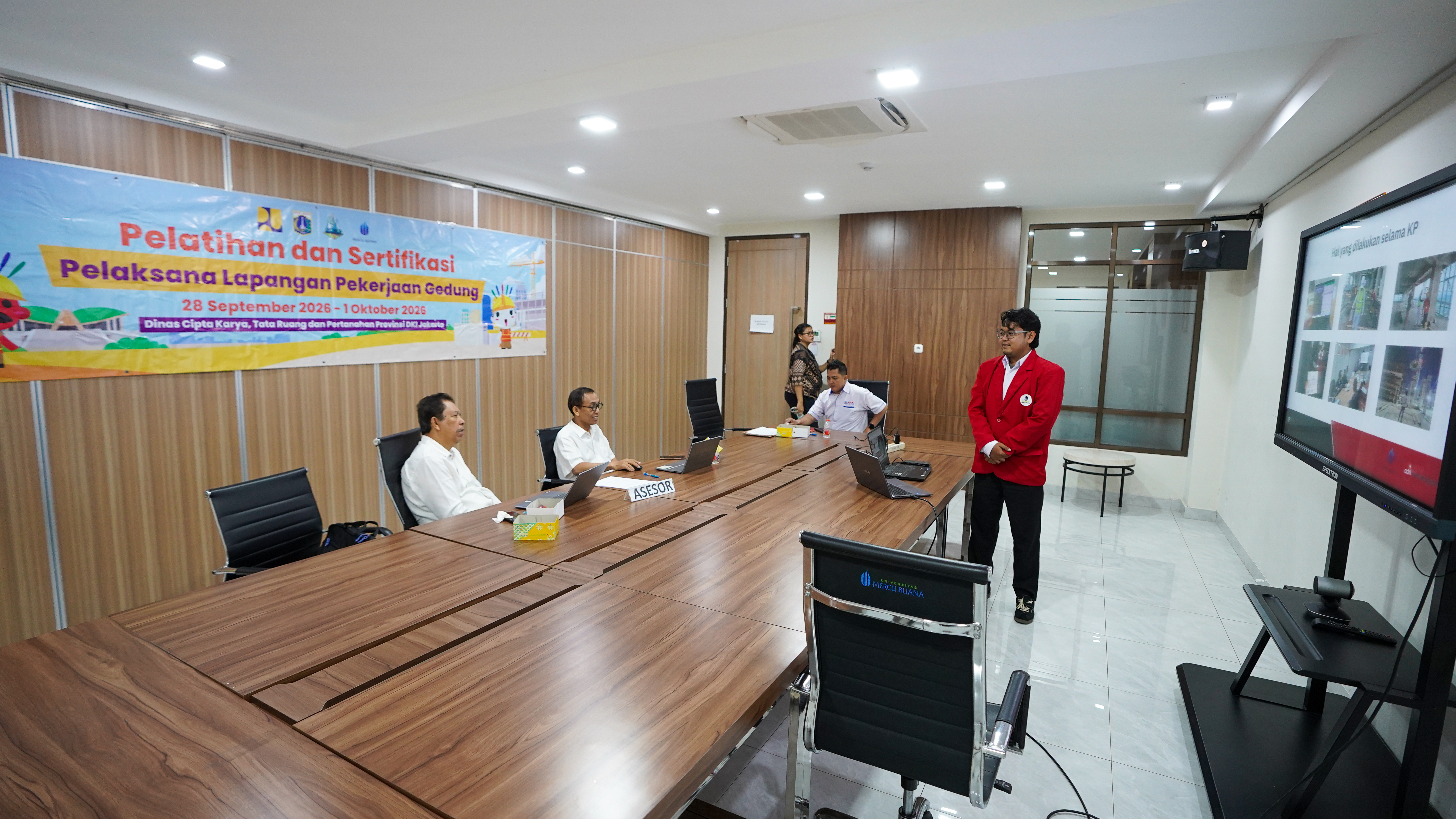 Foto galeri Pelatihan dan Sertifikasi Pelaksana Lapangan Pekerjaan Gedung Jenjang 6 Tahun 2026 di Universitas Mercu Buana 3