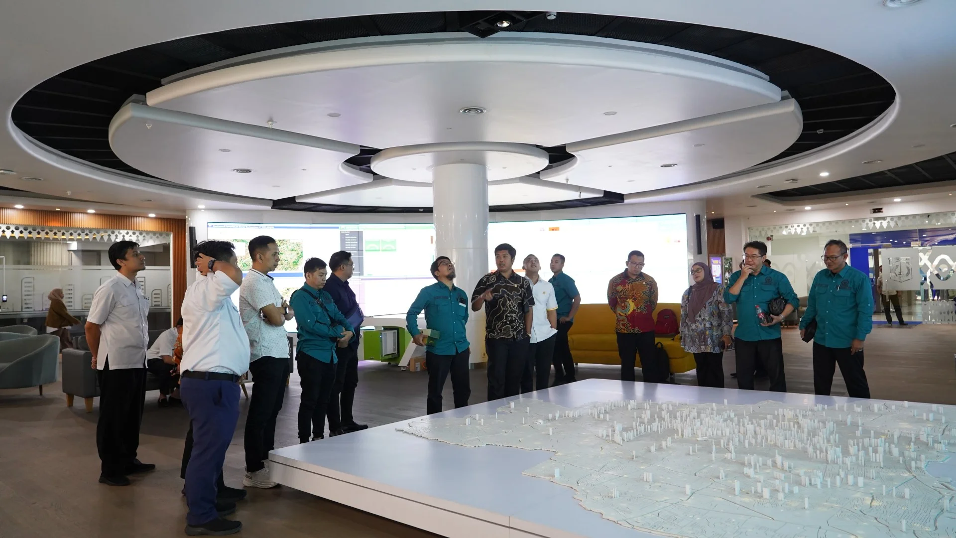 Foto galeri Kunjungan Dewan Perwakilan Rakyat Daerah Kota Bandung 6