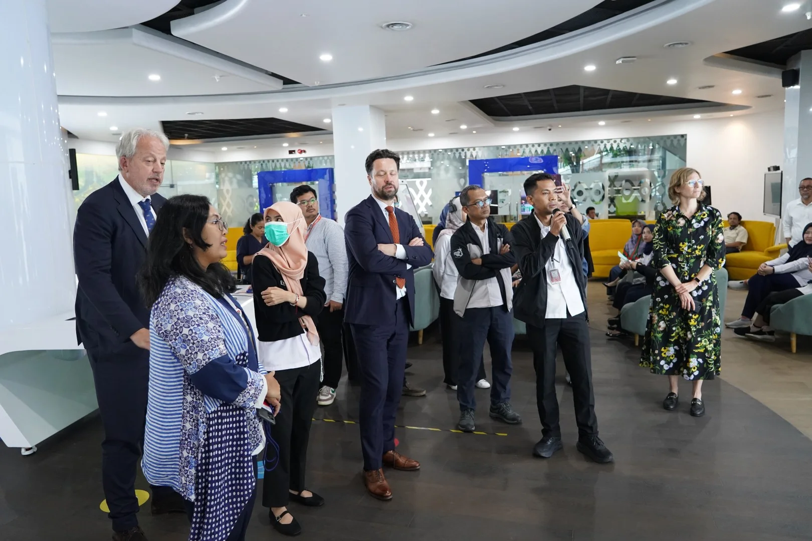 Foto galeri Kunjungan Municipality of Rotterdam 2