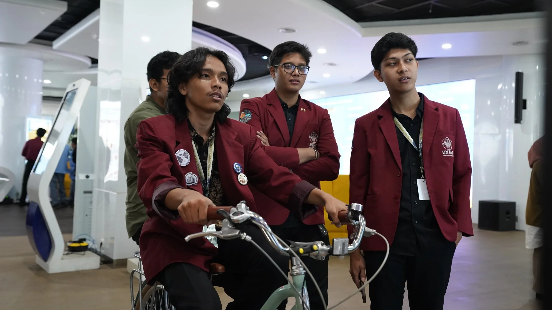 Foto galeri Kunjungan Mahasiswa UNTAR Ke Studio Jakarta Satu dalam Rangka URBANITION 3