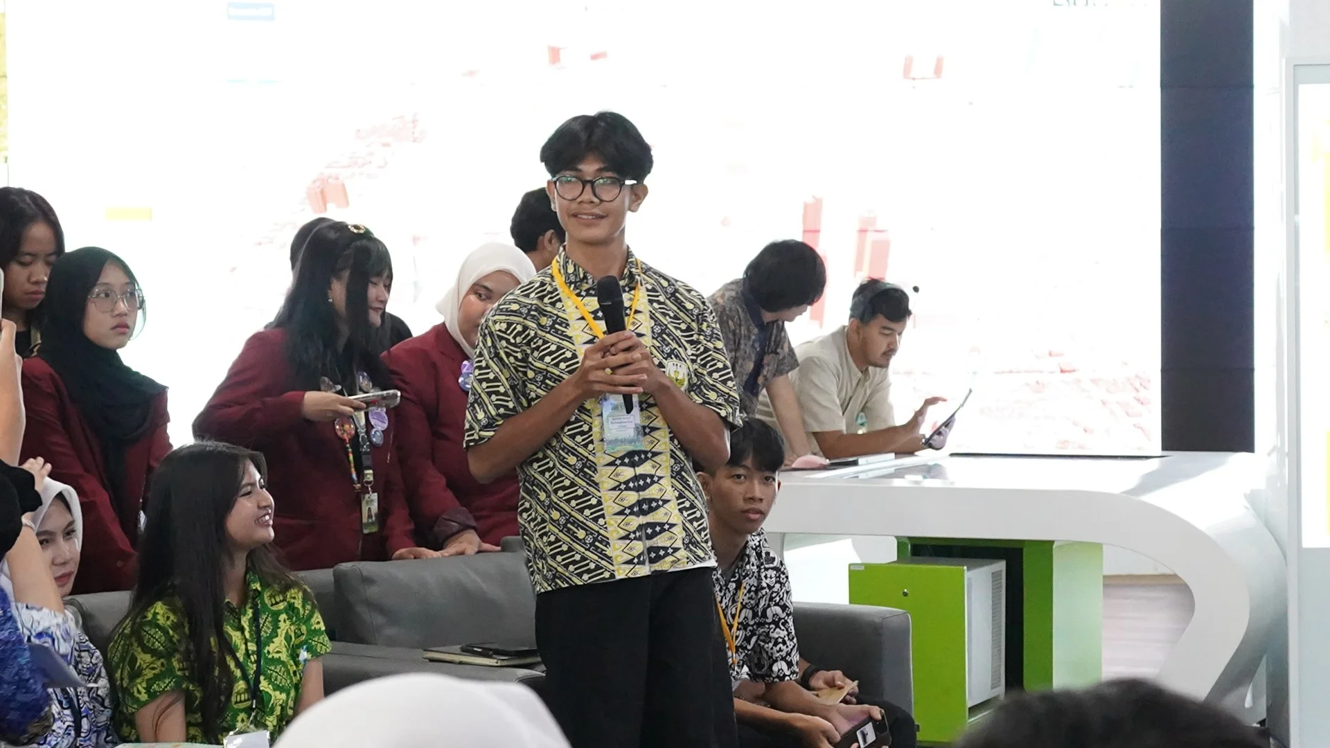 Foto album Kunjungan Mahasiswa UNTAR Ke Studio Jakarta Satu dalam Rangka URBANITION